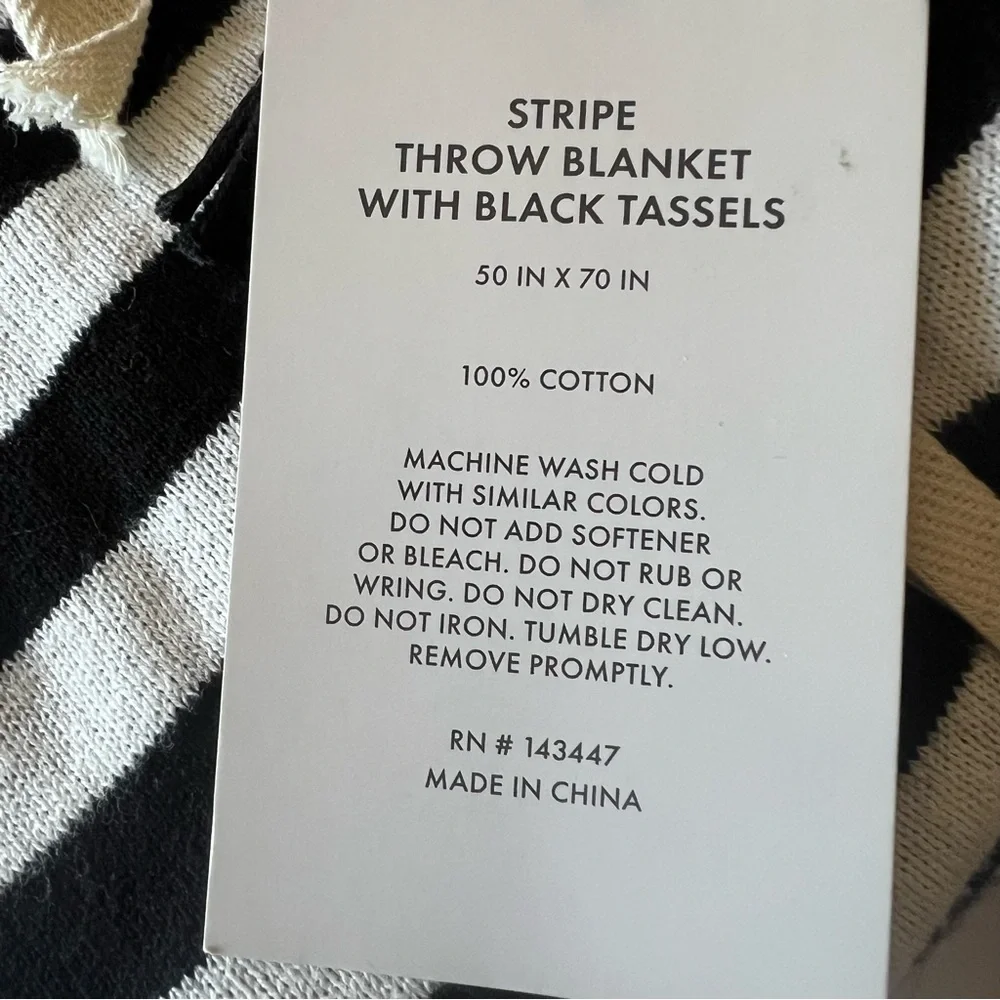 REBECCA MINKOFF STRIPE THROW BLANKET WITH TASSELS COTTON BLACK WHITE NWT